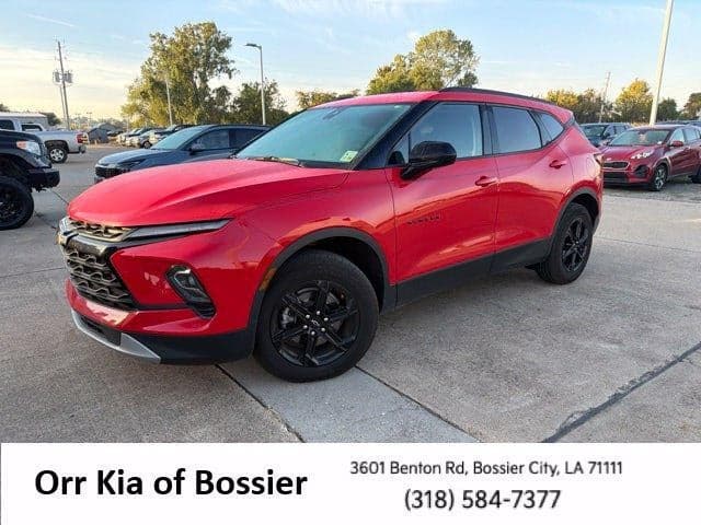 2024 Chevrolet Blazer LT — photo 1 of 5