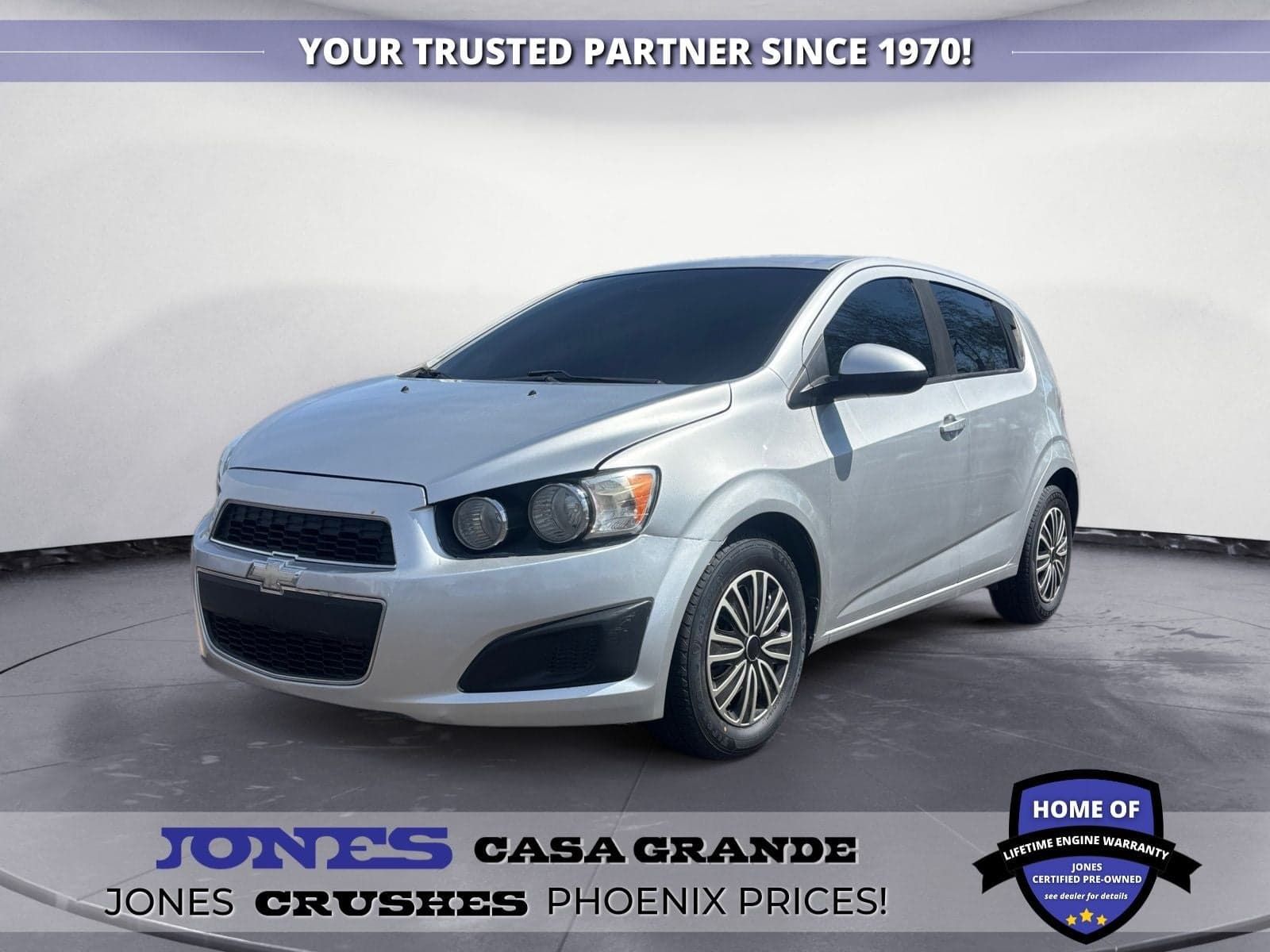 2013 Chevrolet Sonic LS — photo 1 of 12