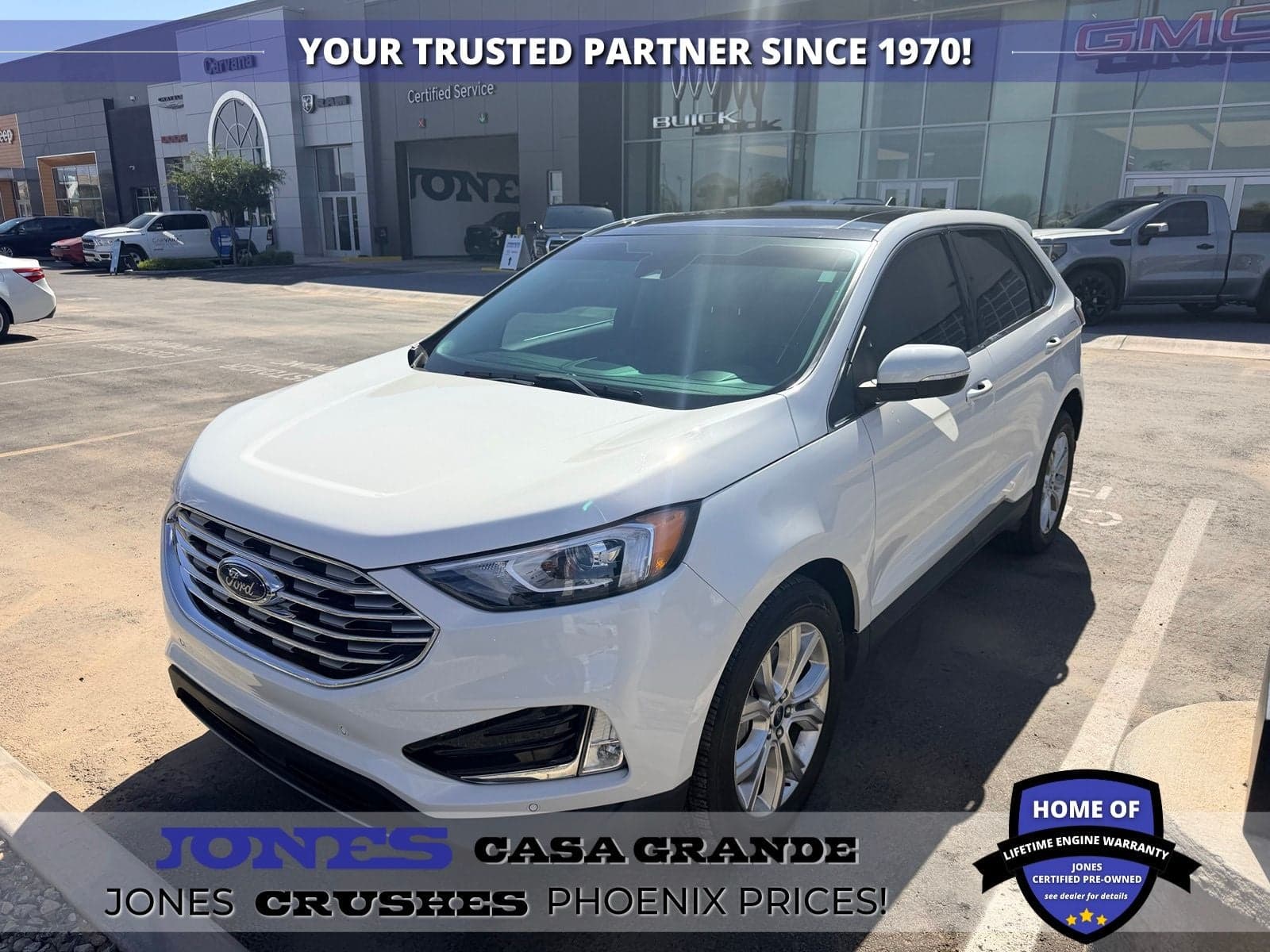 2022 Ford Edge Titanium — photo 1 of 4