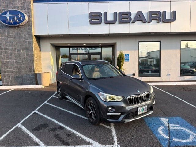 2017 BMW X1 xDrive28i — photo 1 of 10