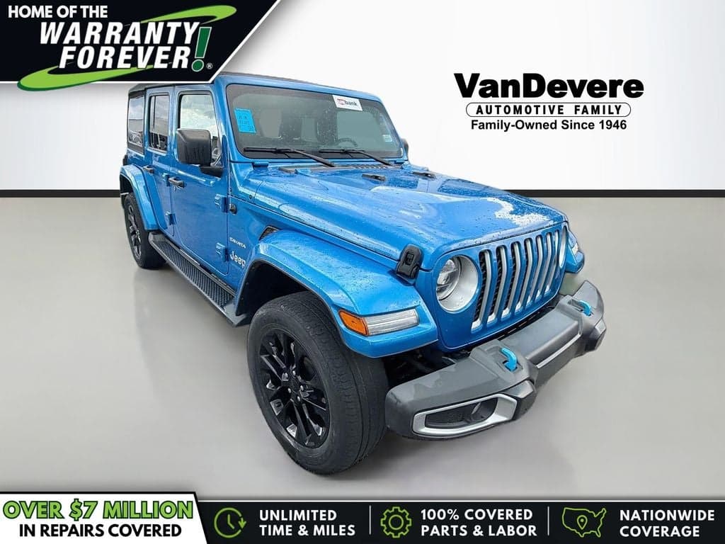 2022 Jeep Wrangler Unlimited Sahara — photo 1 of 5