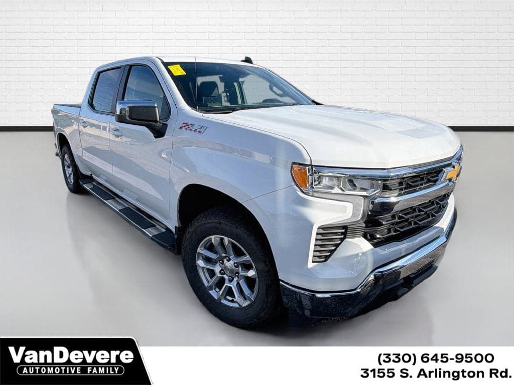 2025 Chevrolet Silverado 1500 Base — photo 1 of 14