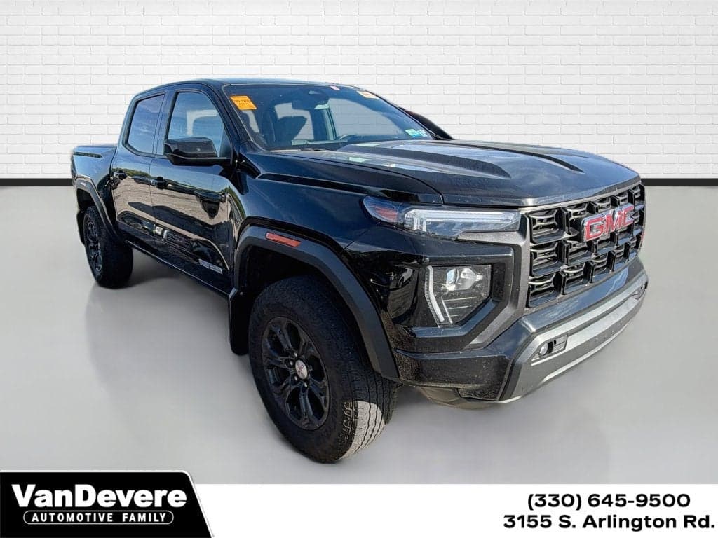 2023 GMC Canyon Base — photo 1 of 28