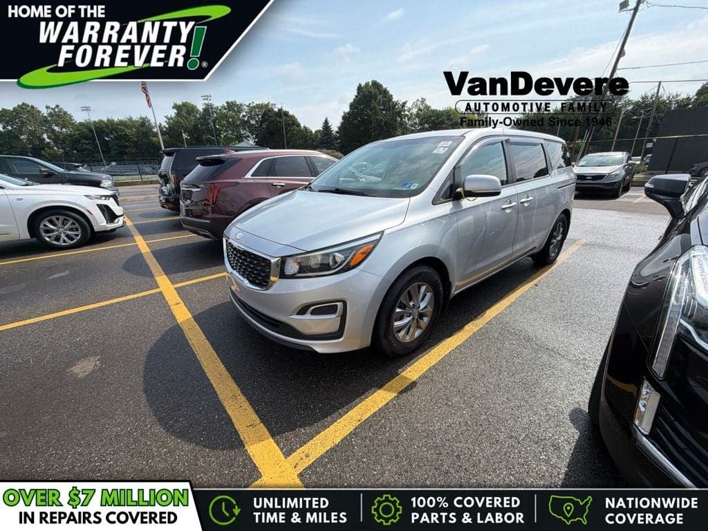 2019 Kia Sedona LX — photo 1 of 14
