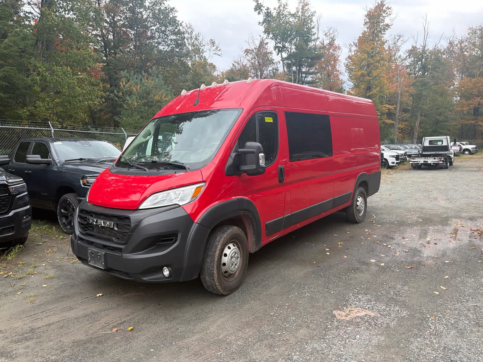 2023 RAM ProMaster Cargo Van Base — photo 1 of 13