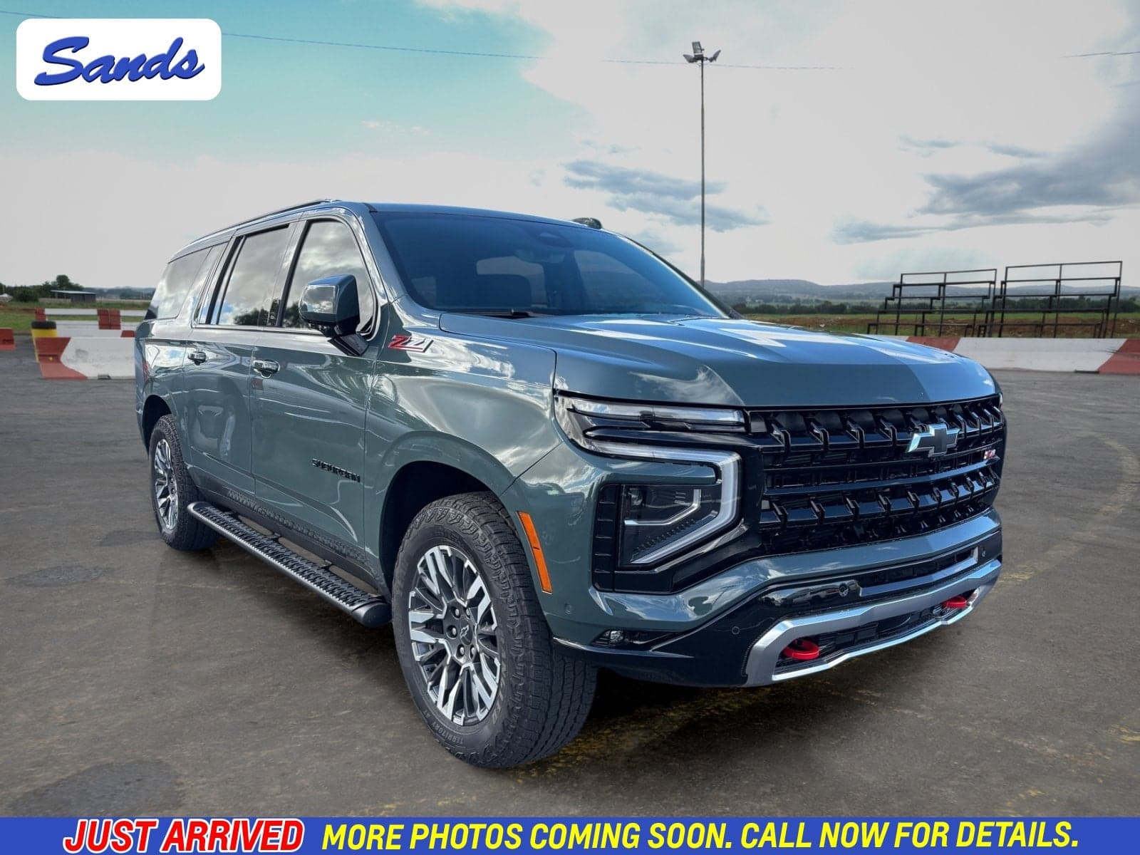 2026 Chevrolet Suburban Z71 — photo 1 of 5