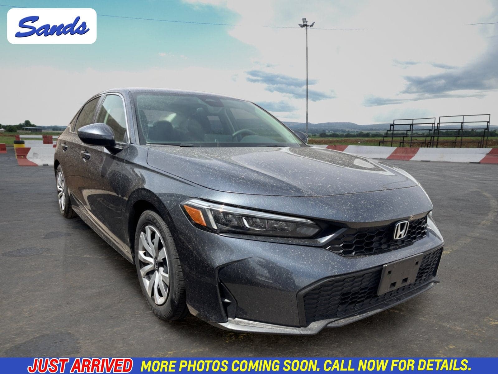 2025 Honda Civic Sedan LX — photo 1 of 11