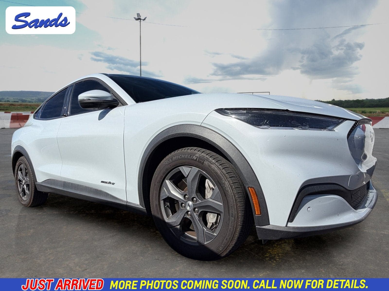 2021 Ford Mustang Mach-E Select — photo 1 of 14