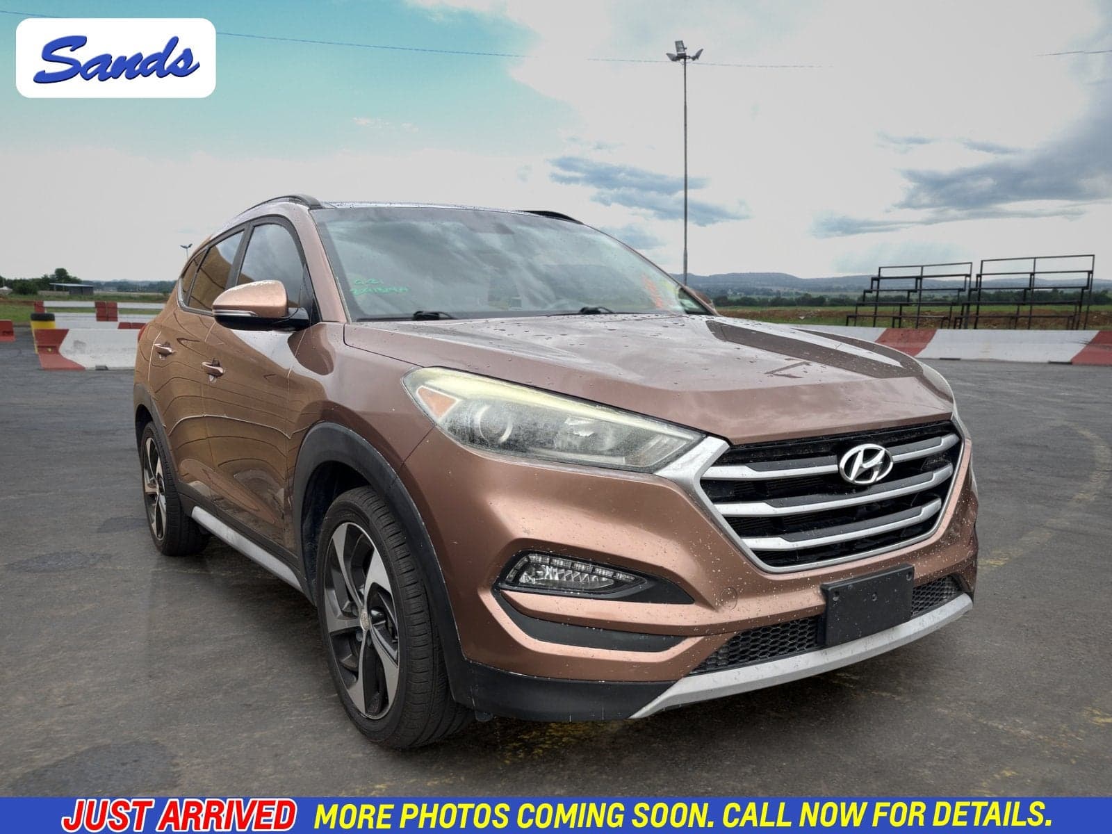 2017 Hyundai Tucson Value — photo 1 of 11