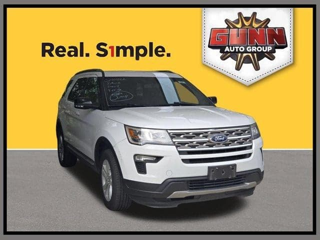 2018 Ford Explorer XLT — photo 1 of 5