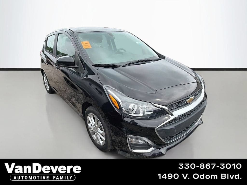 2019 Chevrolet Spark LT — photo 1 of 24