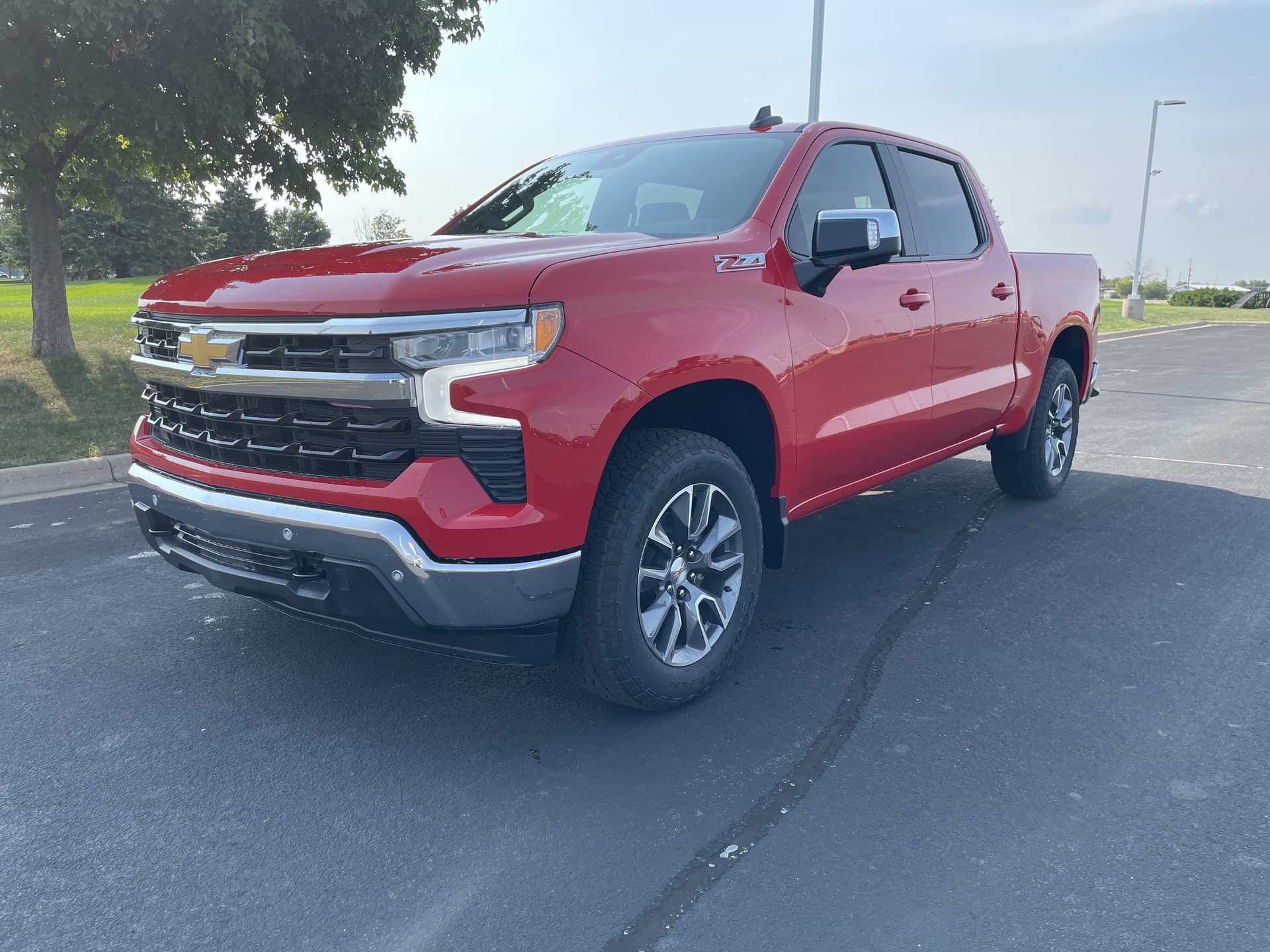 2026 Chevrolet Silverado 1500 LT — photo 1 of 34