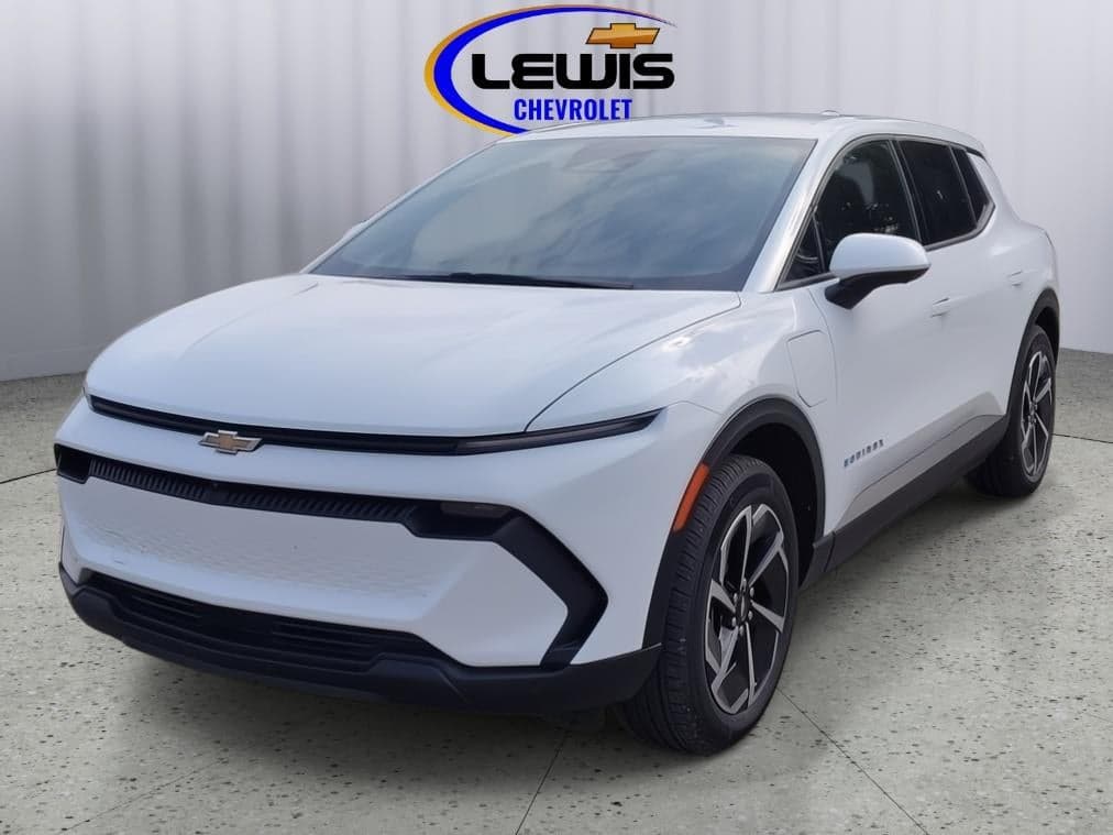 2025 Chevrolet Equinox EV LT — photo 1 of 24