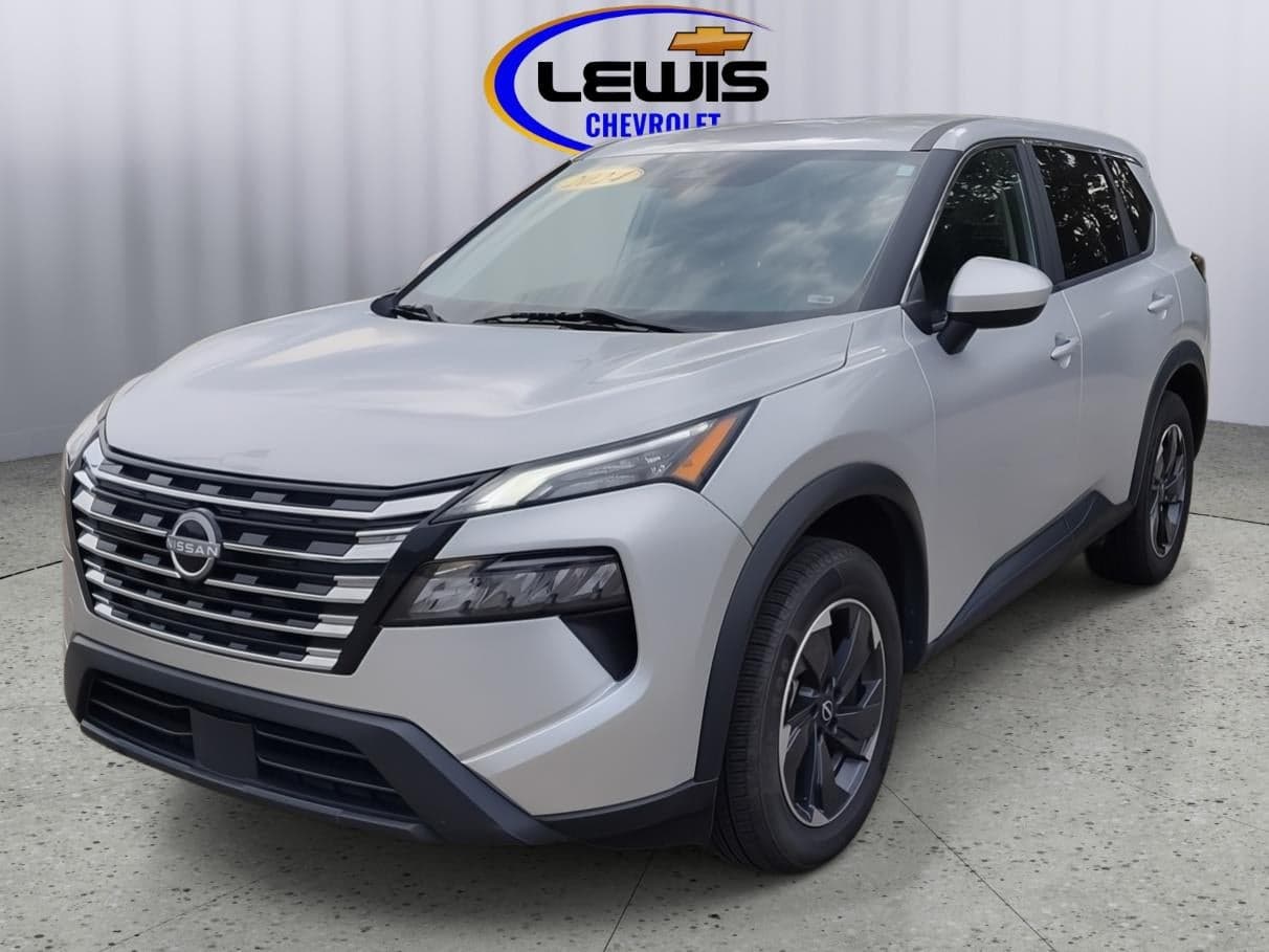 2024 Nissan Rogue SV — photo 1 of 24
