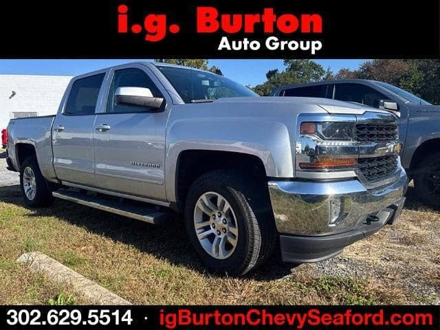 2018 Chevrolet Silverado 1500 LT — photo 1 of 5
