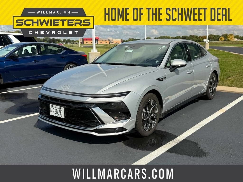 2025 Hyundai Sonata SEL — photo 1 of 3