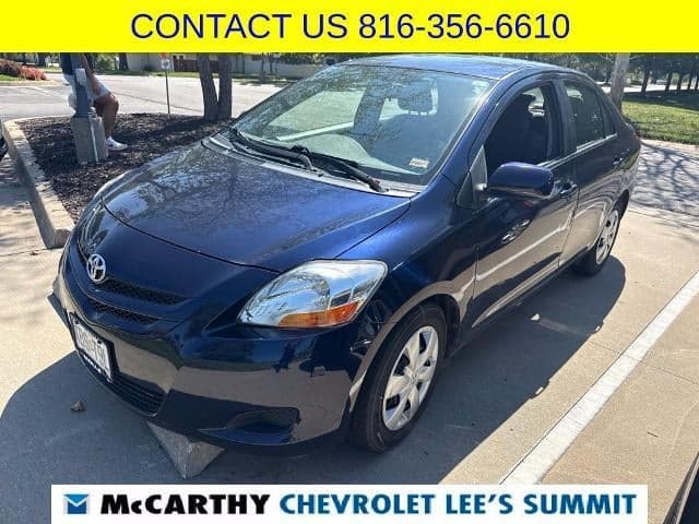 2008 Toyota Yaris Base — photo 1 of 3