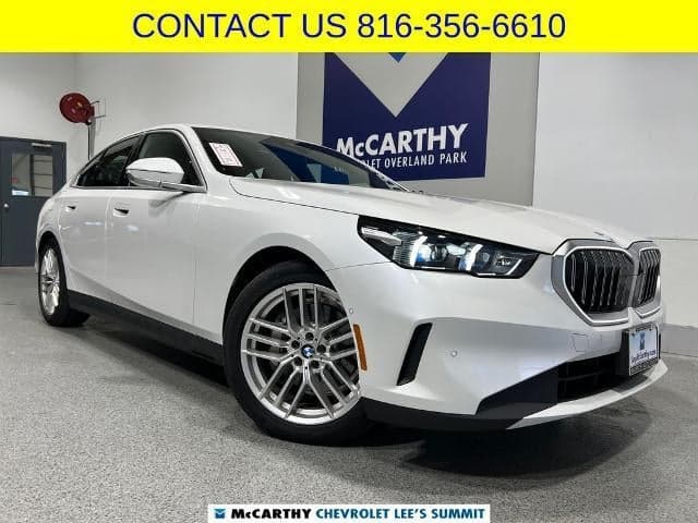 2025 BMW 5 Series 530i xDrive — photo 1 of 29