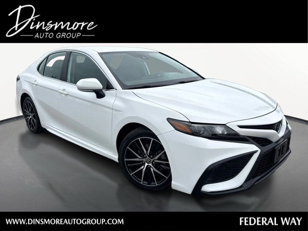 2023 Toyota Camry SE — photo 1 of 28