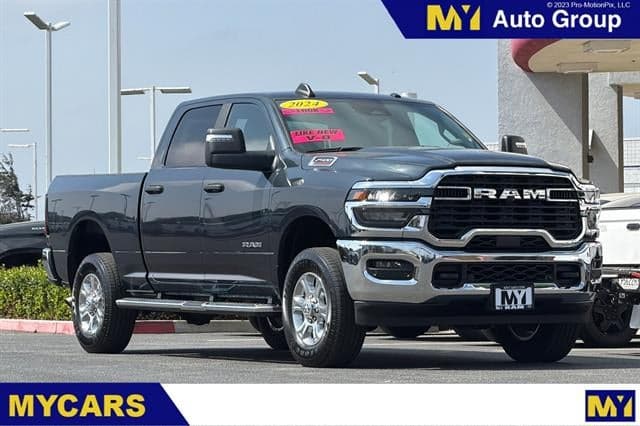 2025 RAM 2500 Big Horn — photo 1 of 49