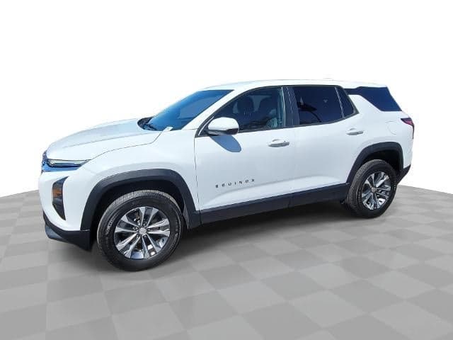 2026 Chevrolet Equinox FWD LT — photo 1 of 44