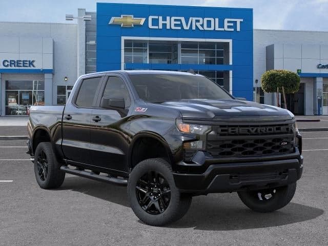 2026 Chevrolet Silverado 1500 Custom Trail Boss — photo 1 of 58