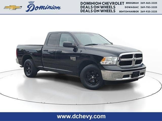 2024 RAM 1500 Classic SLT — photo 1 of 25