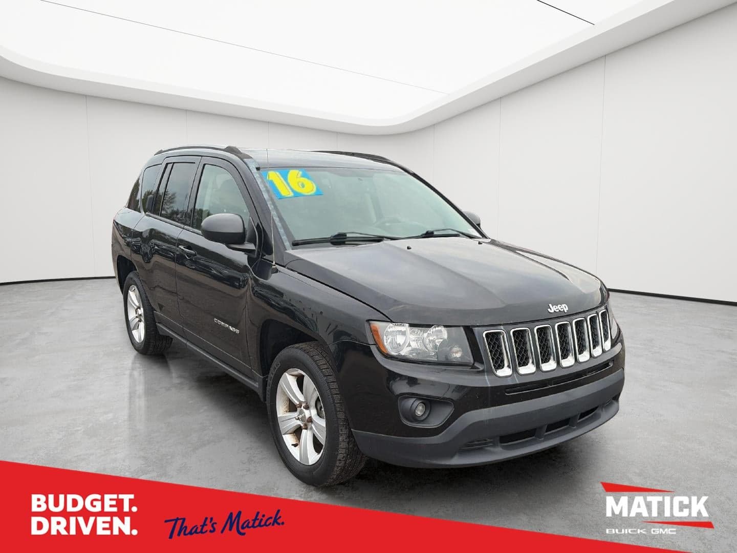 2016 Jeep Compass Sport — photo 1 of 30