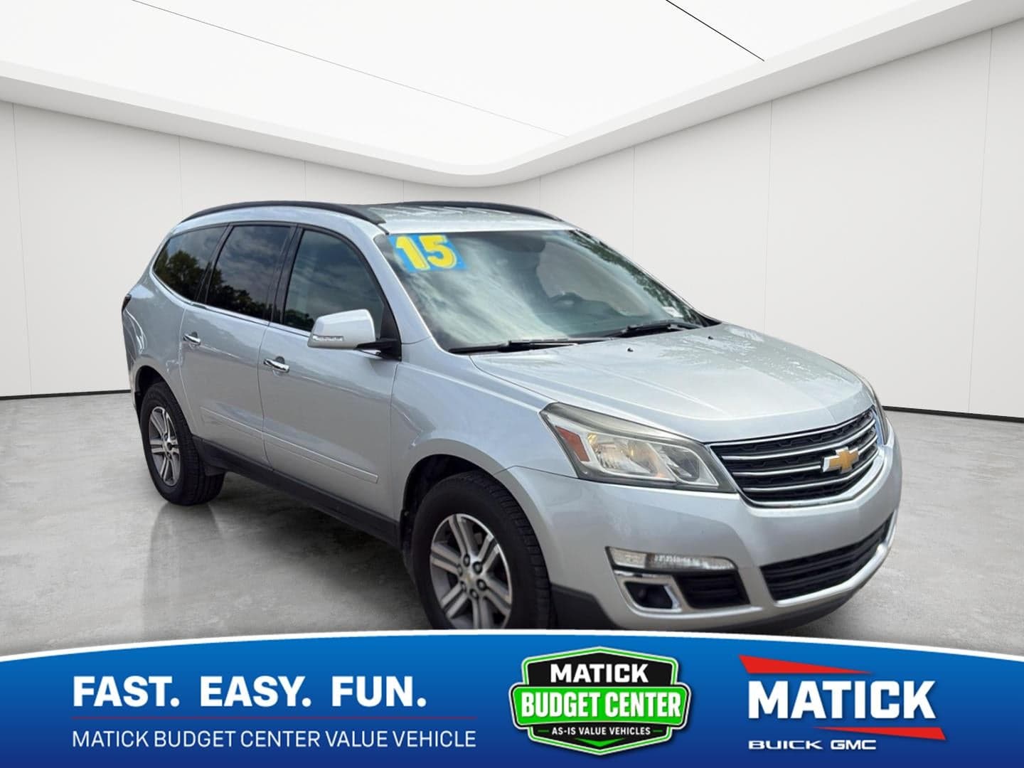 2015 Chevrolet Traverse LT — photo 1 of 53
