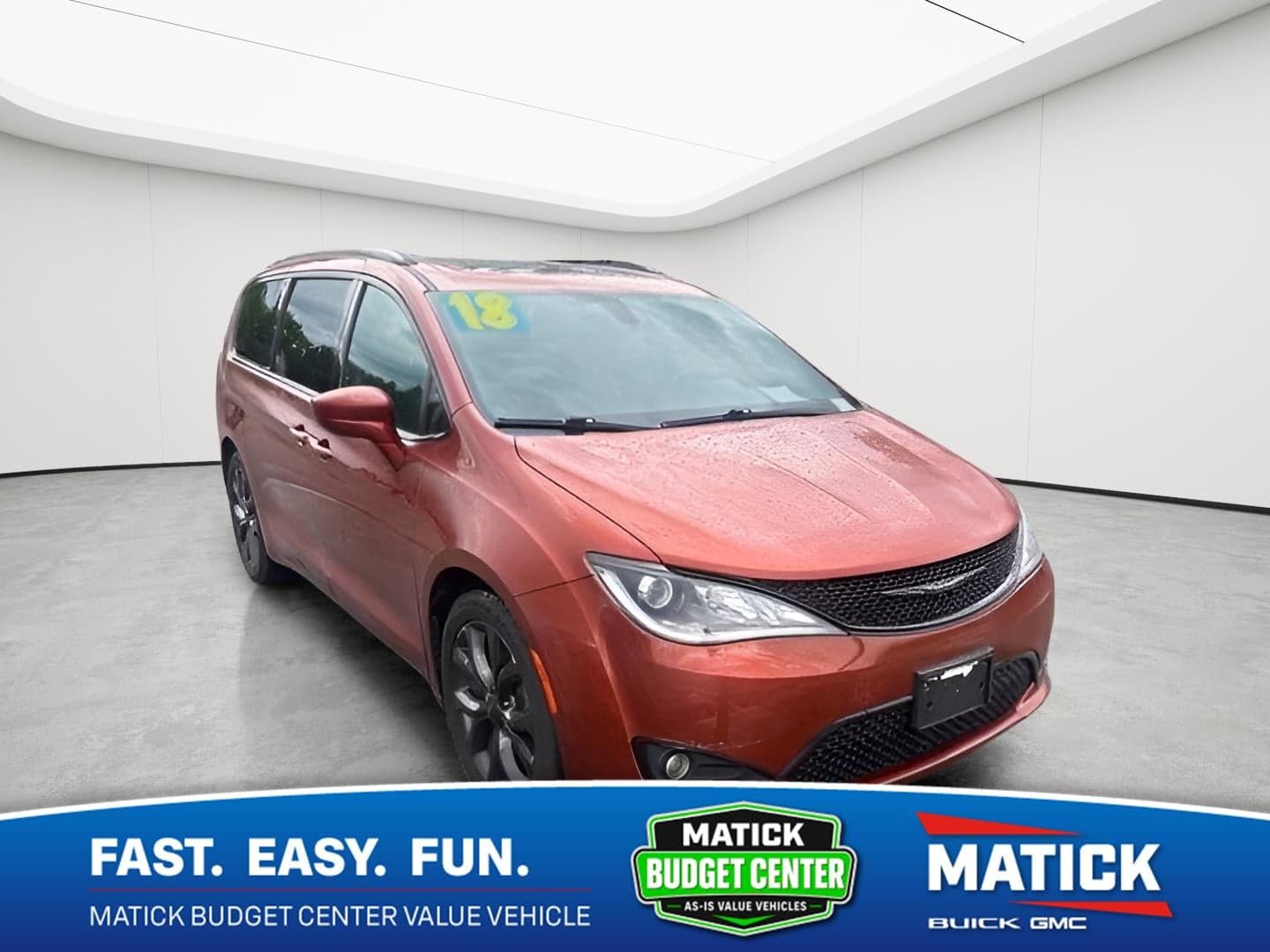 2018 Chrysler Pacifica Touring L Plus — photo 1 of 34
