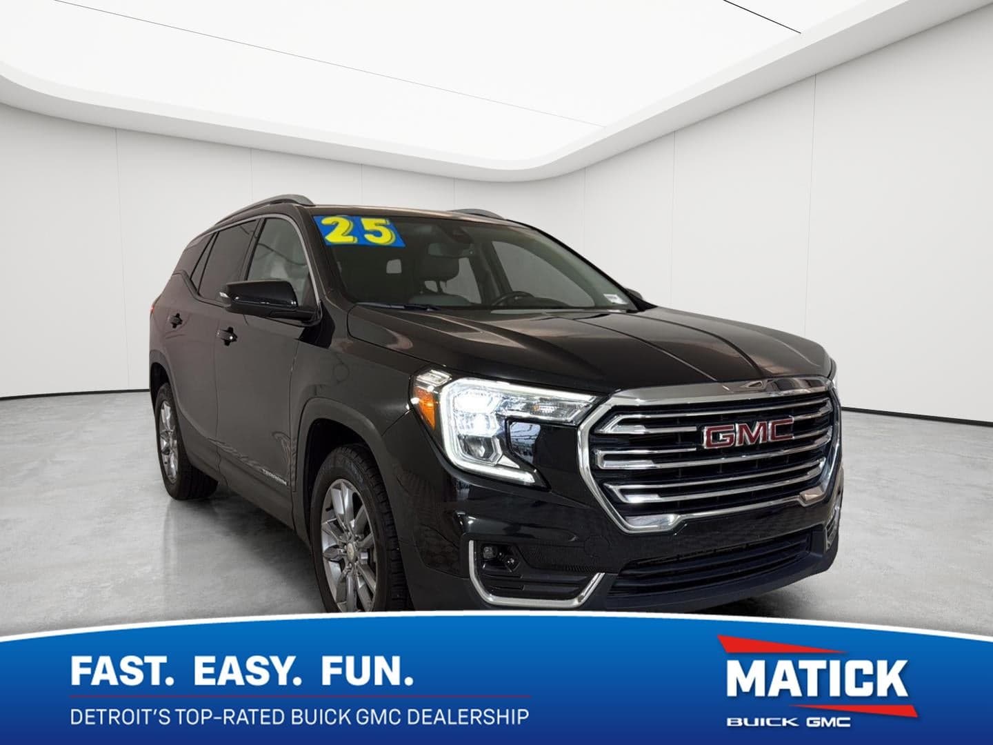 2022 GMC Terrain SLT — photo 1 of 44
