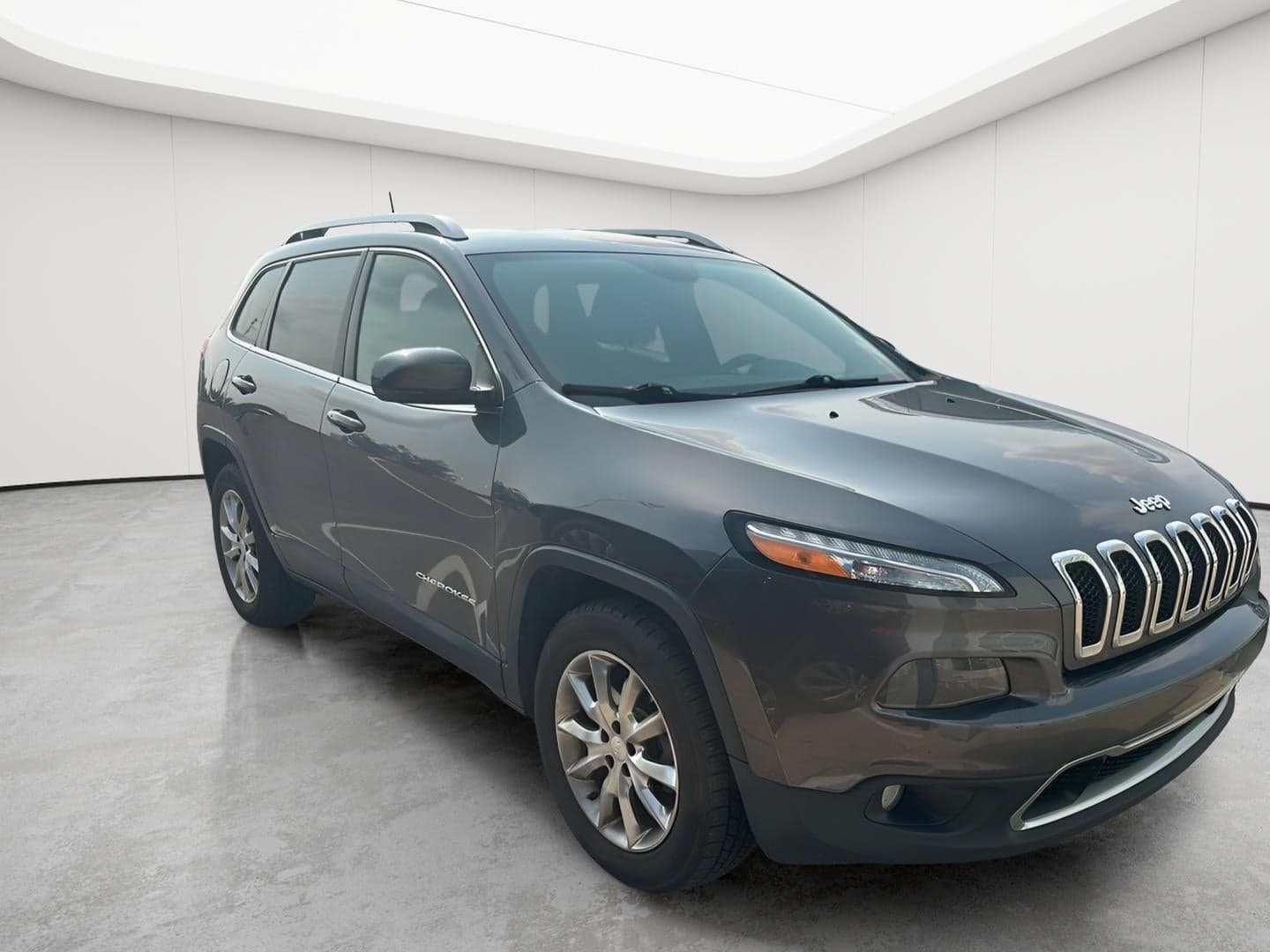 2018 Jeep Cherokee Limited — photo 1 of 7