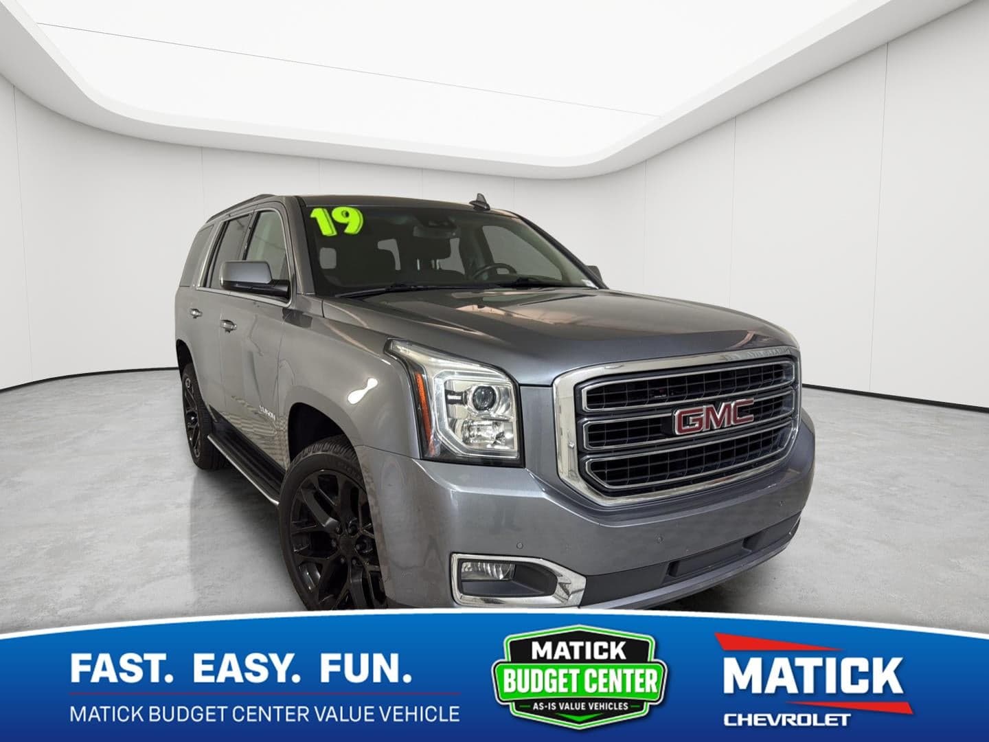 2019 GMC Yukon SLE — photo 1 of 45