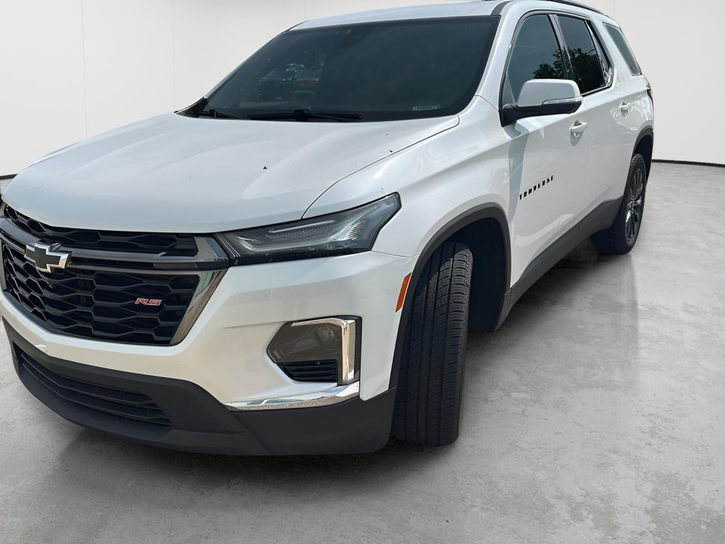 2023 Chevrolet Traverse RS — photo 1 of 5