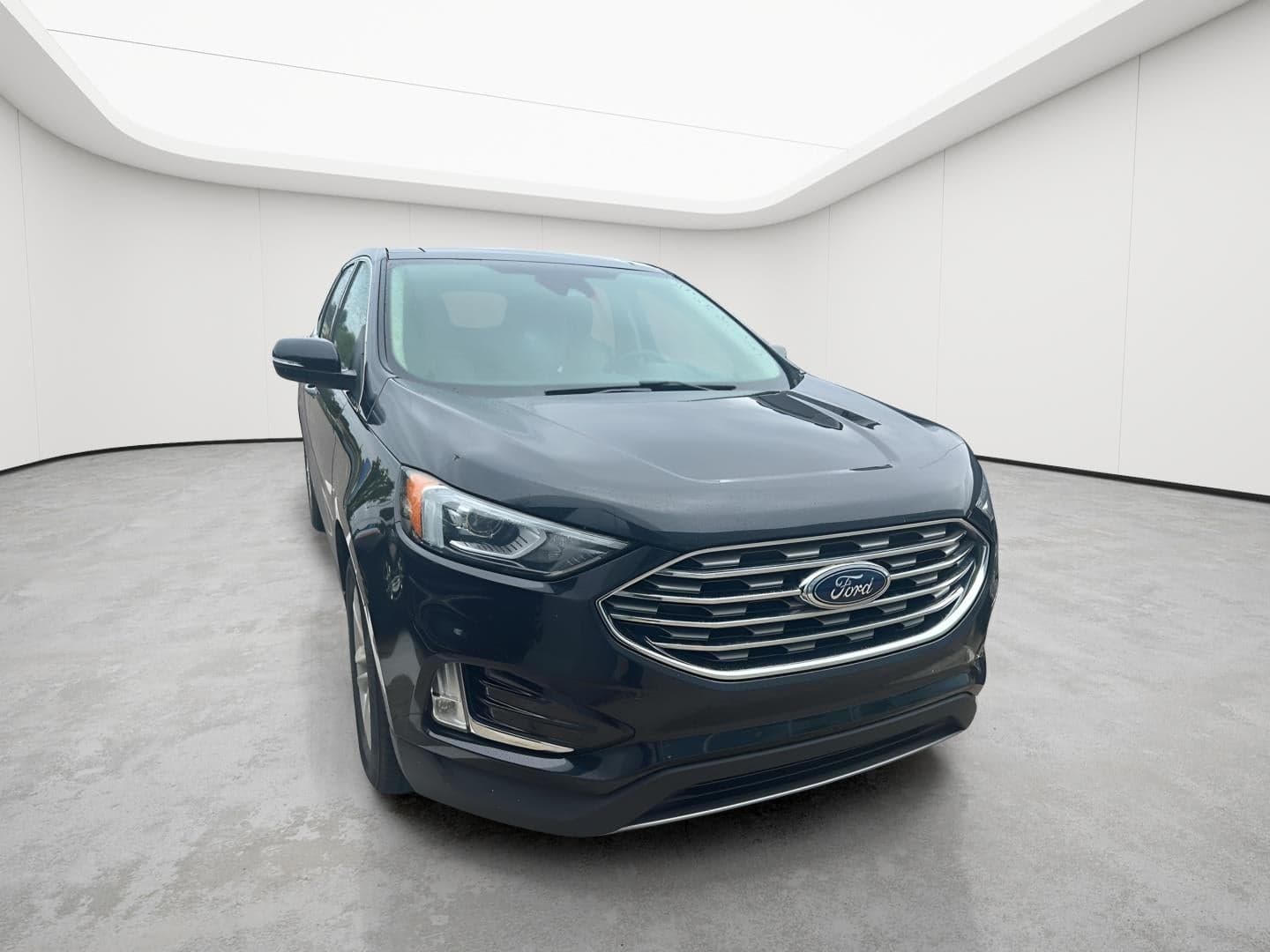 2019 Ford Edge SEL — photo 1 of 27