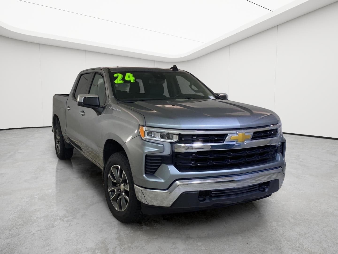 2024 Chevrolet Silverado 1500 LT — photo 1 of 56