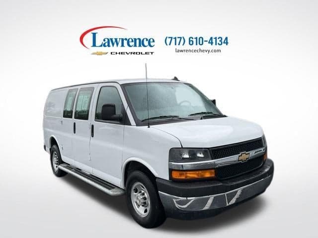 2024 Chevrolet Express Cargo 2500 2500 Regular Wheelbase Rear-Wheel Drive — photo 1 of 18
