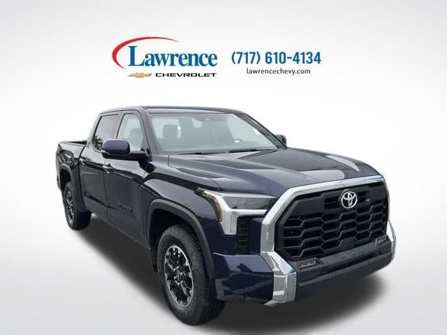 2025 Toyota Tundra 4WD Base — photo 1 of 10