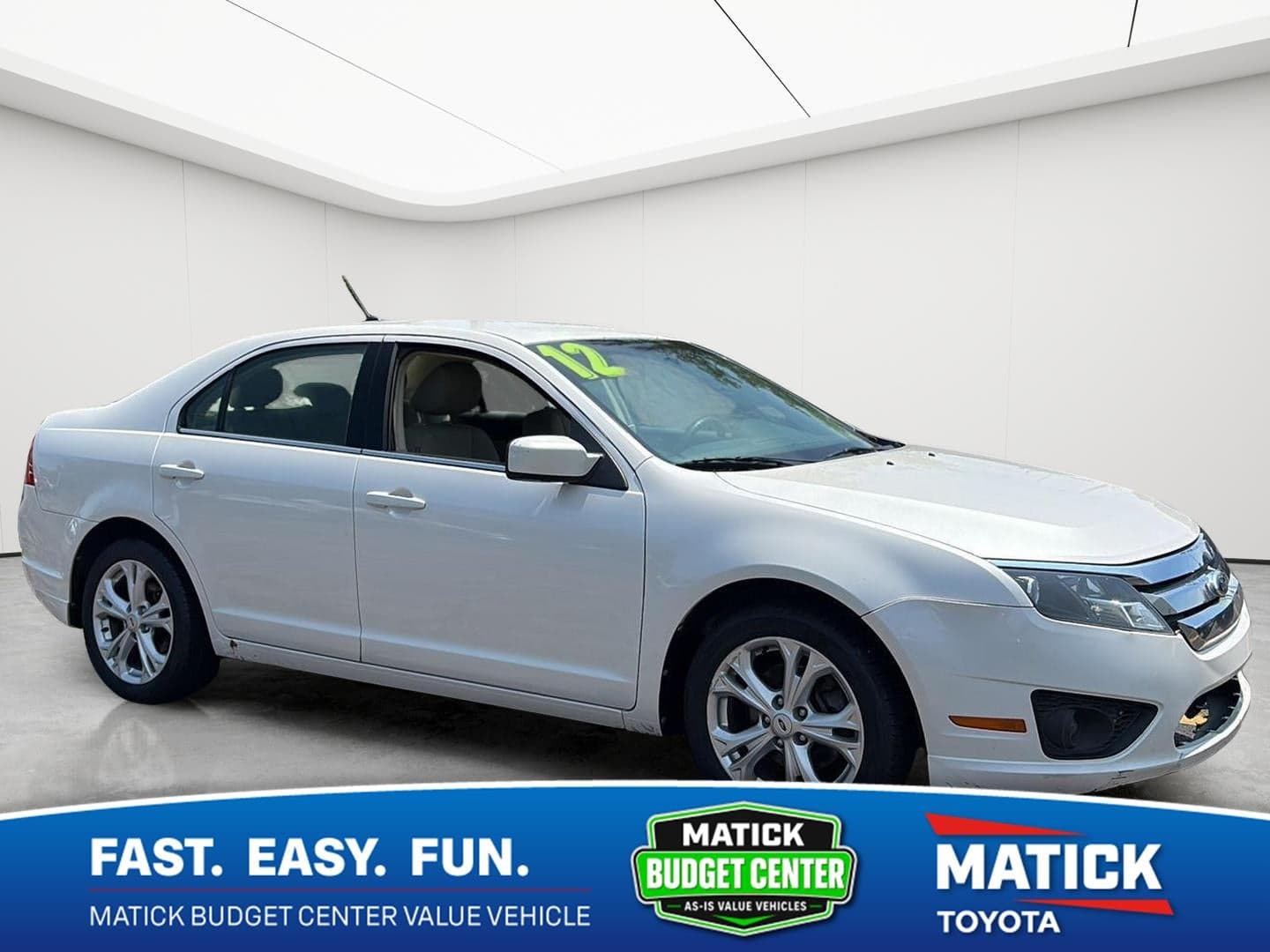 2012 Ford Fusion SE — photo 1 of 37