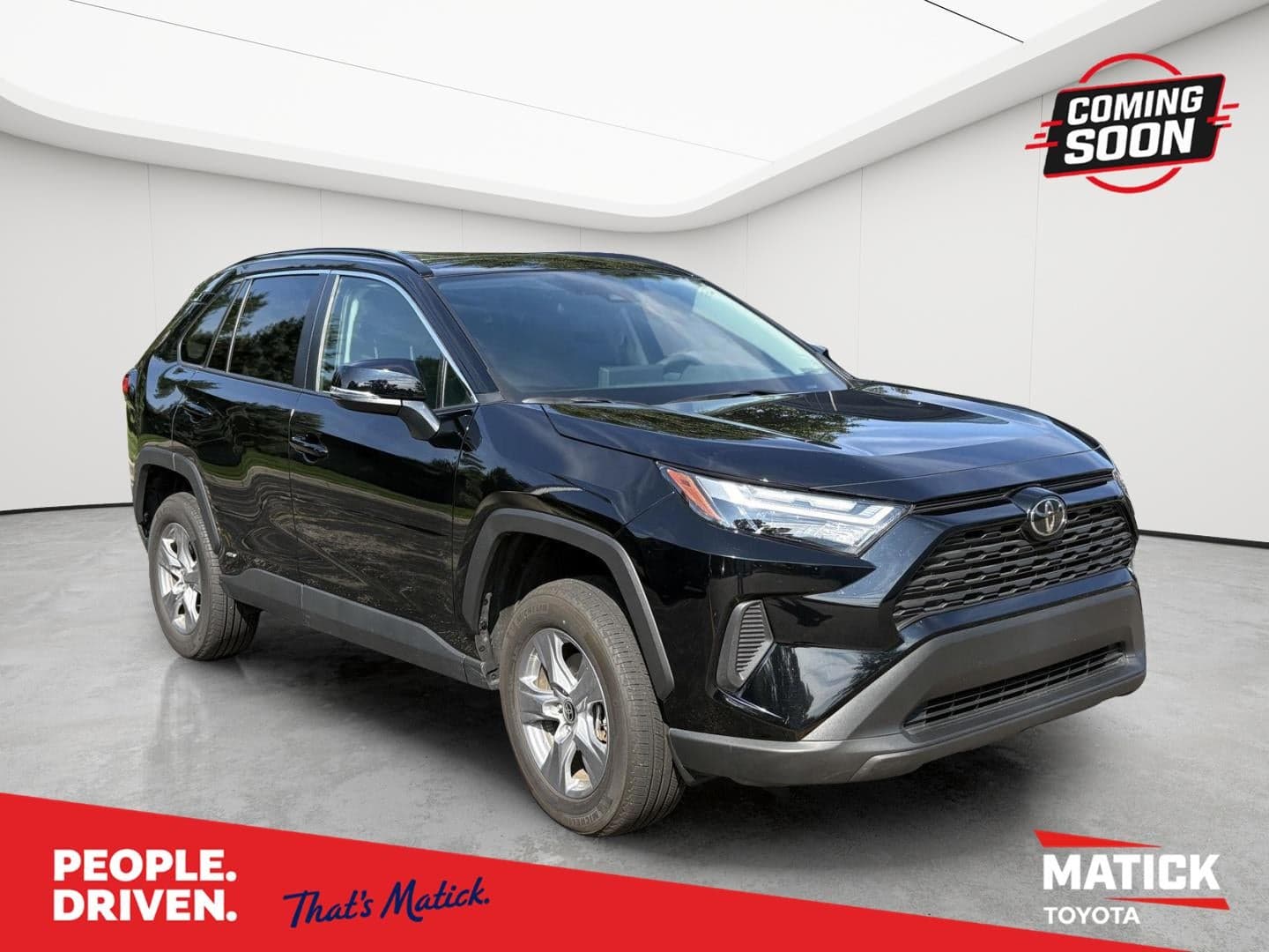 2025 Toyota RAV4 Base — photo 1 of 22