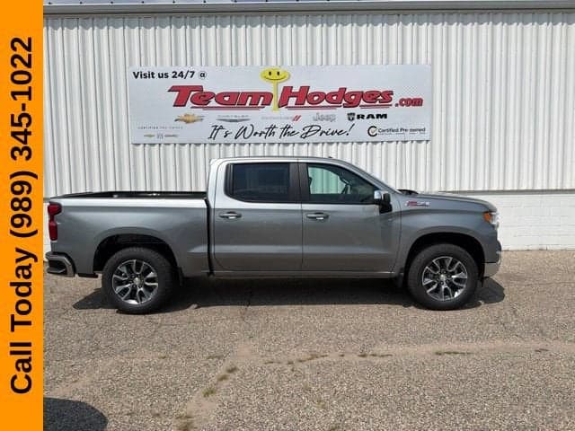2026 Chevrolet Silverado 1500 LT — photo 1 of 47