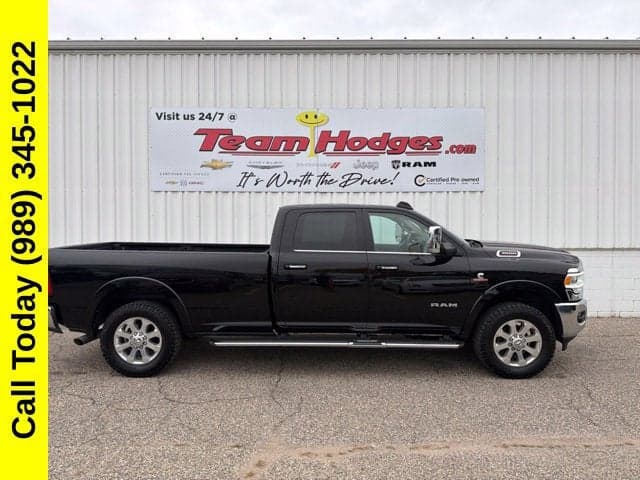 2021 RAM 3500 Laramie — photo 1 of 5