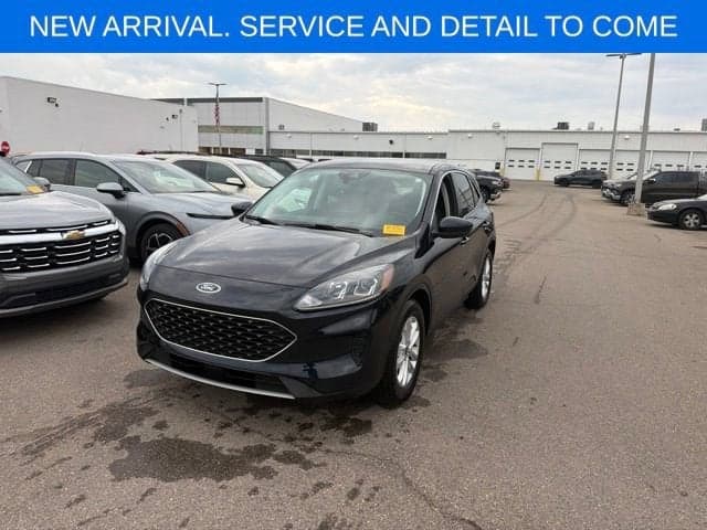 2021 Ford Escape SE — photo 1 of 4