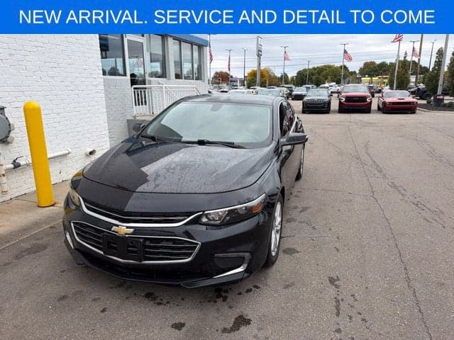 2016 Chevrolet Malibu LT — photo 1 of 5