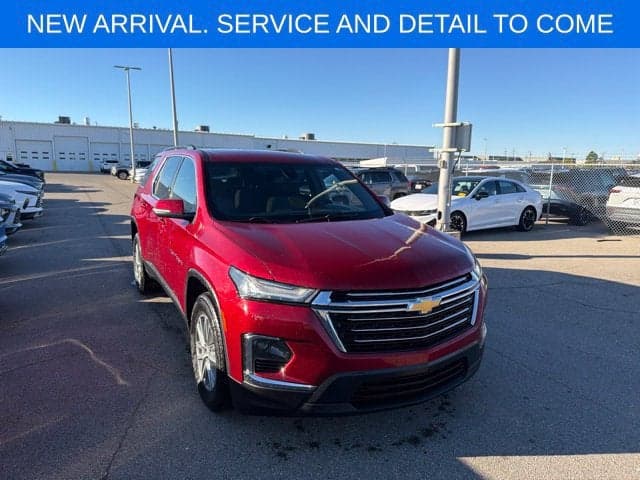 2023 Chevrolet Traverse LT Cloth — photo 1 of 5