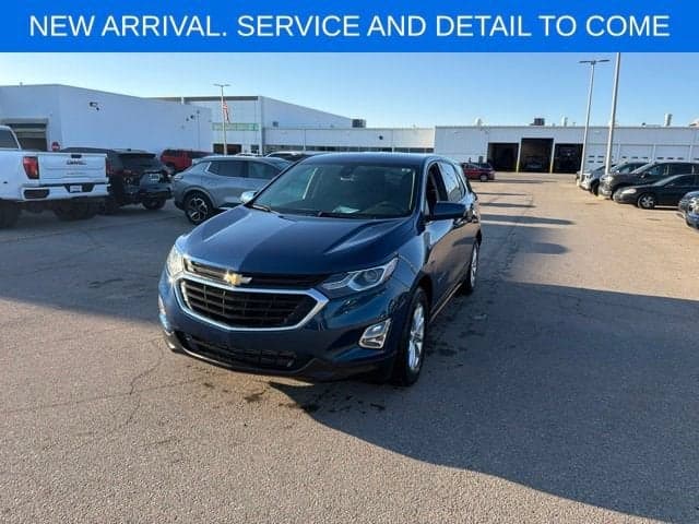 2020 Chevrolet Equinox LT — photo 1 of 5