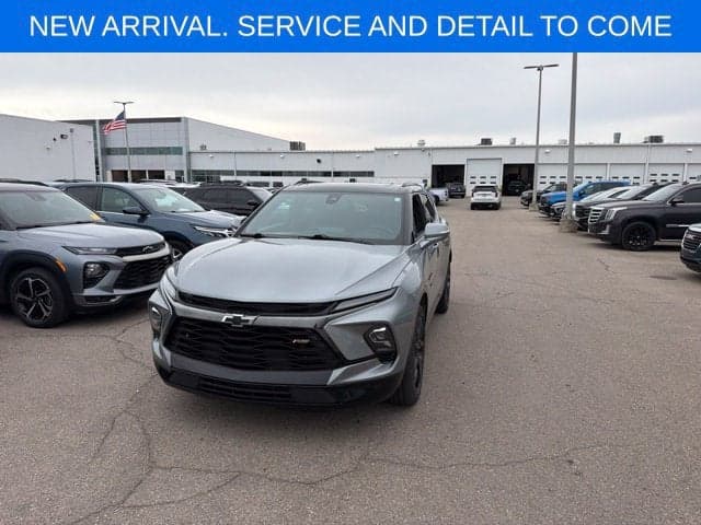 2023 Chevrolet Blazer RS — photo 1 of 5