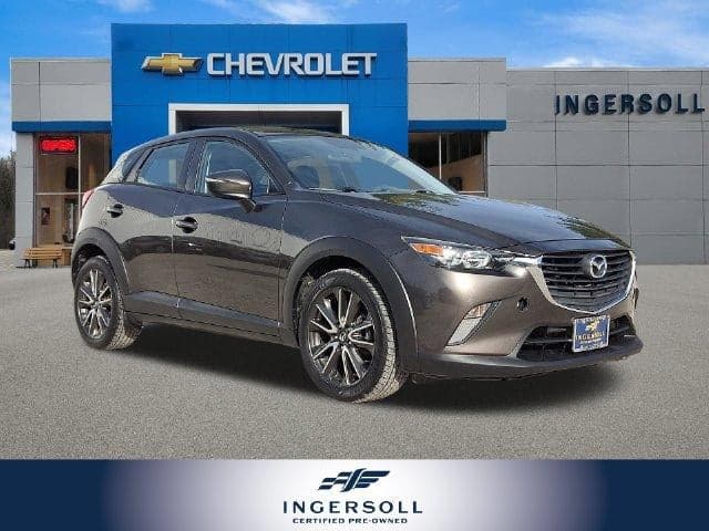 2017 Mazda CX-3 Touring — photo 1 of 3