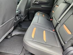 Extra Photo
