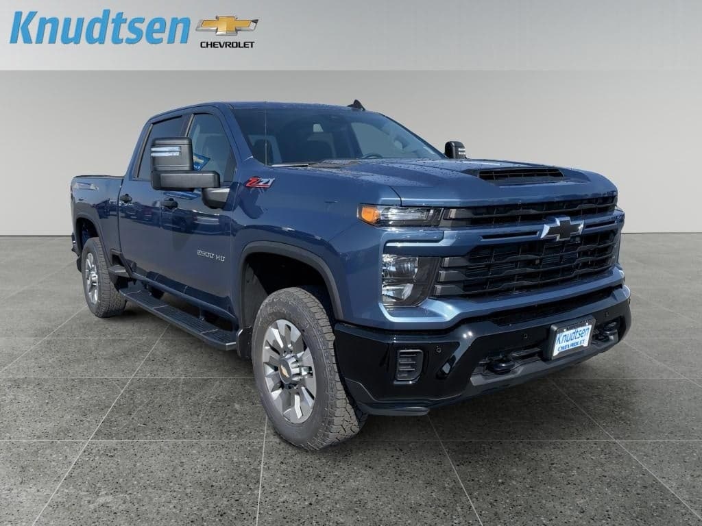 2026 Chevrolet Silverado 2500 HD Custom — photo 1 of 27